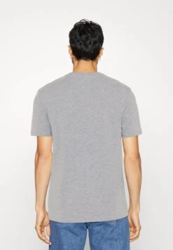 Pier One 3 PACK - T-shirt Basic - Mottled Light Grey/pink/black -Sklep Z Odzieżą Męską 053252eb1a644e998d56bb8bd9ef18b2