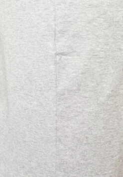 Pier One 5 PACK - Podkoszulki - 802 - Black_102 - Grey_001 - White -Sklep Z Odzieżą Męską 0a955050f8ad409d9106d70a8870543a