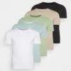 Pier One 5 PACK - T-shirt Basic - White/beige/black 2 Pier One 5 PACK - T-shirt Basic - White/beige/black -Sklep Z Odzieżą Męską 0ad9552e06f244daa760b92b48f361e0