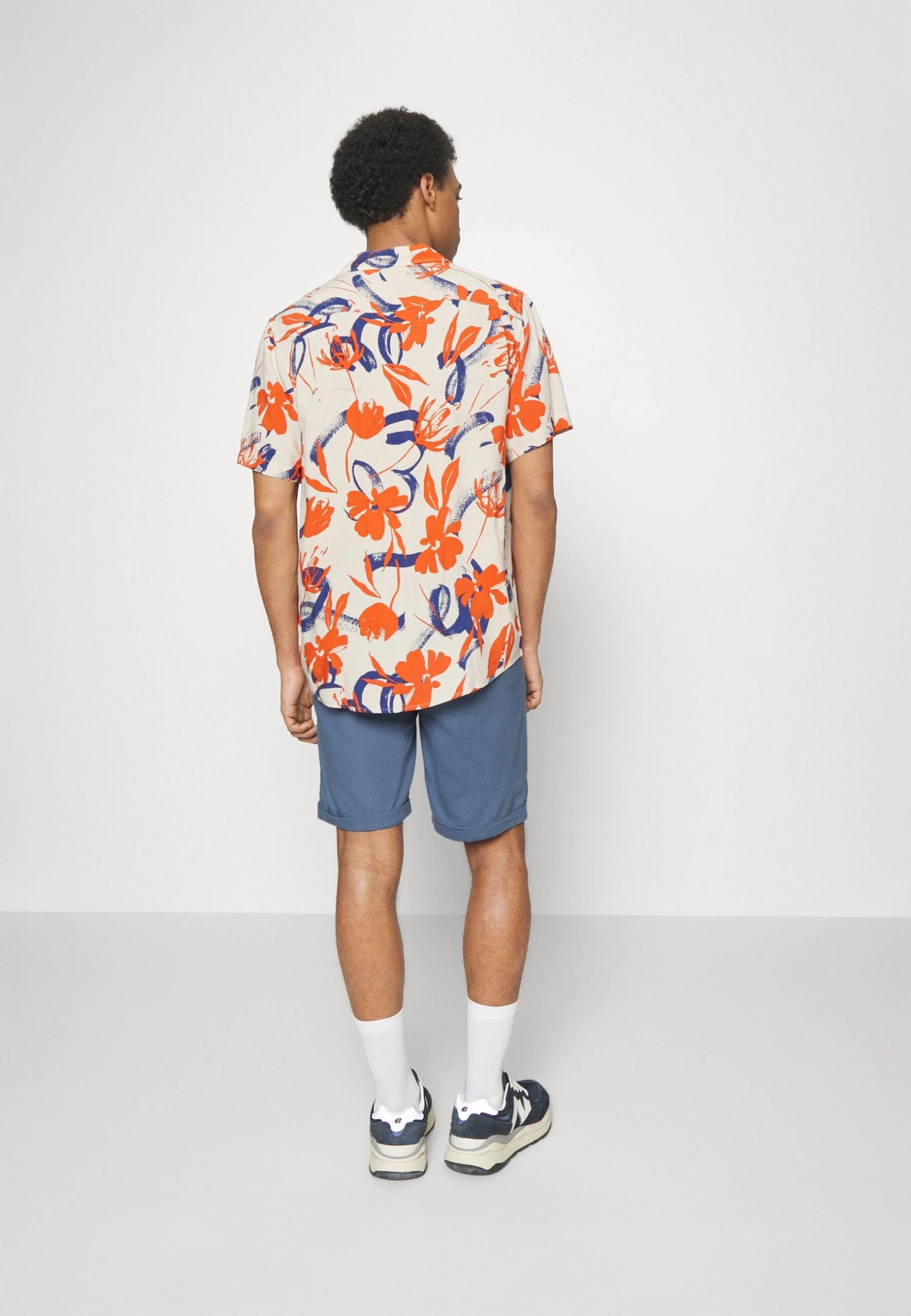 Pier One LINEN BLEND DRAWCORD SHORTS - Szorty - Blue 5 Pier One LINEN BLEND DRAWCORD SHORTS - Szorty - Blue - obrazek 3