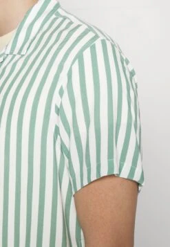 Pier One Koszula - Mint/white 13 Pier One Koszula - Mint/white -Sklep Z Odzieżą Męską 12466986754647b3a258ea7971835adc