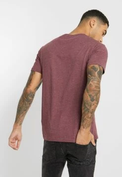 Pier One T-shirt Basic - Mottled Bordeaux 10 Pier One T-shirt Basic - Mottled Bordeaux -Sklep Z Odzieżą Męską 126b9a438adf4d8eac6800aab0814e79