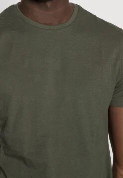 Pier One 5 PACK - T-shirt Basic - Dark Blue/grey/khaki -Sklep Z Odzieżą Męską 13e03f8e22c04768b472b30ca34ff3ef