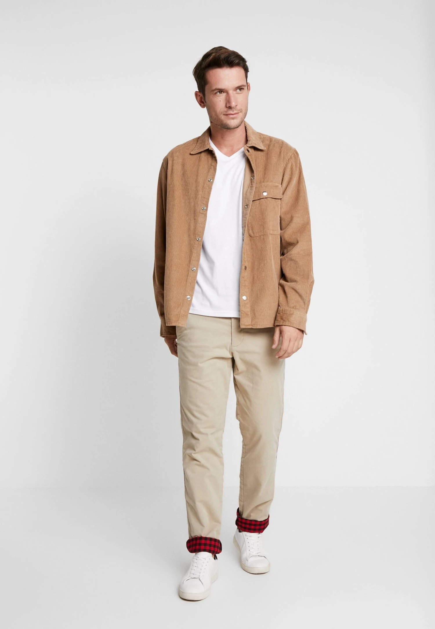 Pier One 3 PACK - T-shirt Basic - White 3 Pier One 3 PACK - T-shirt Basic - White