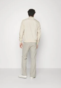 Pier One Kurtka Bomber - Beige -Sklep Z Odzieżą Męską 1b189e2bc8144ea983e80d73f9c05244