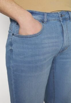 Pier One Szorty Jeansowe - Light Blue Denim -Sklep Z Odzieżą Męską 1df2a90eecf2418dbf597fb40ff6332a