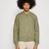 Pier One Kurtka Bomber - Olive -Sklep Z Odzieżą Męską 1e0061e7f1d446728ffd6572450cbe5e