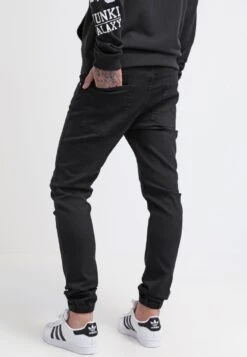Pier One Jeansy Slim Fit - Black -Sklep Z Odzieżą Męską 1fb6bf592b514a82bee37c71309fd7e6