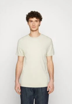 Pier One 5 PACK - T-shirt Basic - White/off-white/light Grey/beige/black -Sklep Z Odzieżą Męską 2080cef67e4342a08a7157119540830d