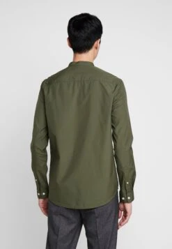 Pier One 2 PACK - Koszula - Oliv/black 9 Pier One 2 PACK - Koszula - Oliv/black -Sklep Z Odzieżą Męską 2938873689d64473bdedf7291e717928