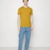 Pier One 5 PACK - T-shirt Basic - Mottled Dark Blue/yellow/orange 1 Pier One 5 PACK - T-shirt Basic - Mottled Dark Blue/yellow/orange -Sklep Z Odzieżą Męską 2a925dd5c55543b8bb1a0ca48bf53ad0