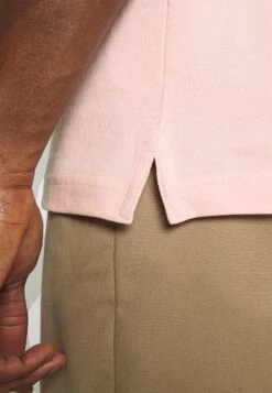 Pier One 3 PACK - Koszulka Polo - White/light Blue/pink 16 Pier One 3 PACK - Koszulka Polo - White/light Blue/pink -Sklep Z Odzieżą Męską 2fbd27dd0bdf43b7a6db779faca105fe