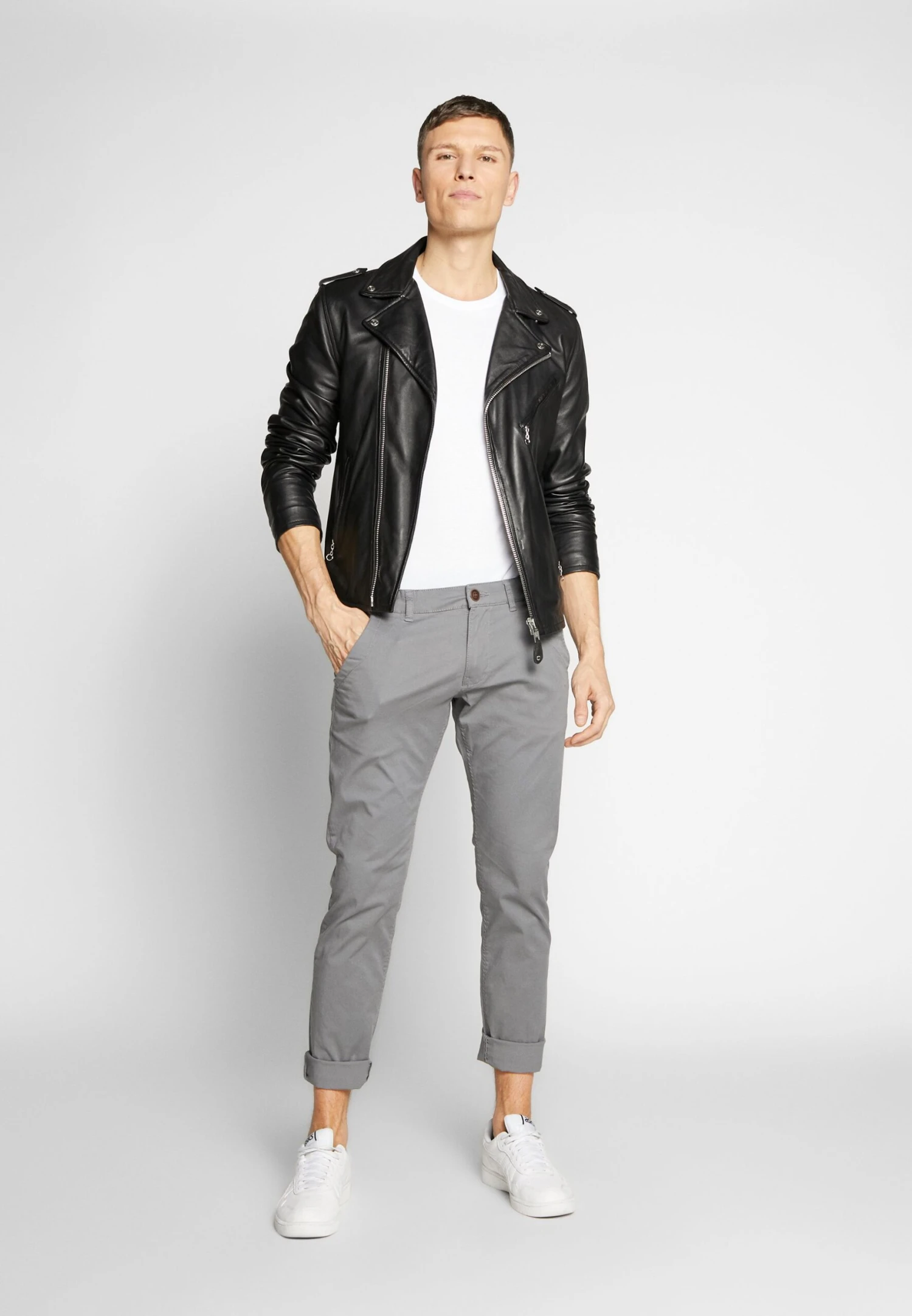 Pier One 3 PACK - T-shirt Basic - Mottled Bordeaux/white/blue 4 Pier One 3 PACK - T-shirt Basic - Mottled Bordeaux/white/blue - obrazek 2