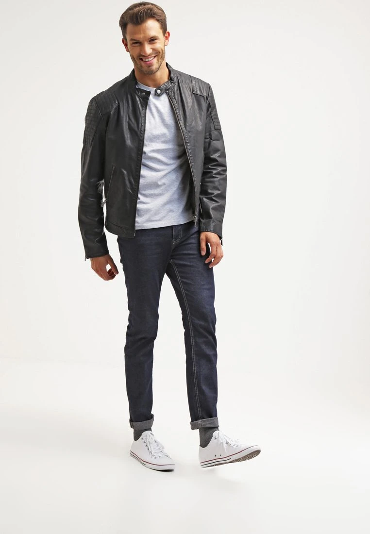 Pier One T-shirt Basic - Light Grey Melange 4 Pier One T-shirt Basic - Light Grey Melange - obrazek 2