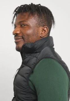 Pier One Kamizelka - Black -Sklep Z Odzieżą Męską 346ee86cc19b49c3b939b6989a1e5346