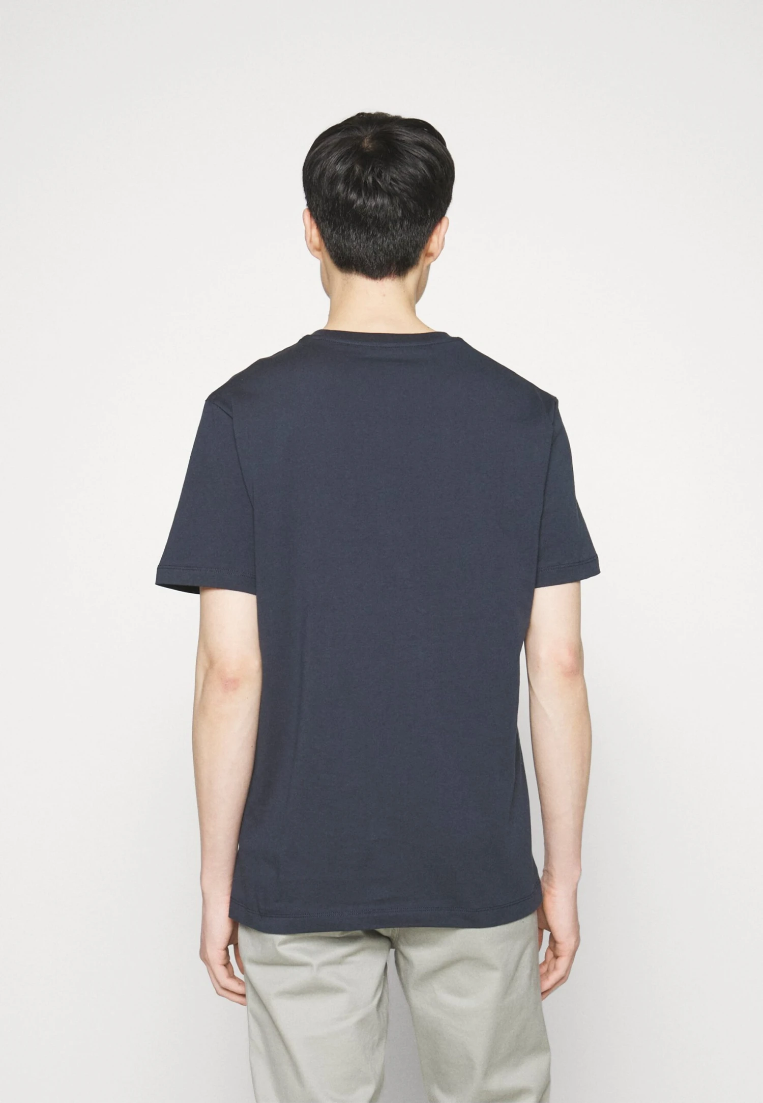 Pier One COCKTAIL TEE - T-shirt Z Nadrukiem - 503 - Dark Blue 5 Pier One COCKTAIL TEE - T-shirt Z Nadrukiem - 503 - Dark Blue - obrazek 3