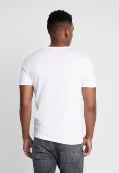 Pier One 3 PACK - T-shirt Basic - White 10 Pier One 3 PACK - T-shirt Basic - White -Sklep Z Odzieżą Męską 390617d256dd4fe89b3c53ee69ac72d4