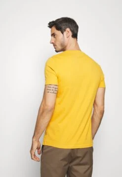 Pier One T-shirt Z Nadrukiem - Yellow -Sklep Z Odzieżą Męską 40730865483841e0b6a4f62eb5995e36