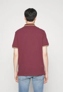 Pier One NEON TIPPING BIRDY - Koszulka Polo - 304 - Bordeaux -Sklep Z Odzieżą Męską 508b64aedf294d0d9c46ed03beb89a4b