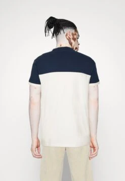 Pier One T-shirt Z Nadrukiem - Dark Blue/white -Sklep Z Odzieżą Męską 51d091ecca2a48379b91667008142633