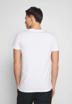 Pier One 5 PACK - T-shirt Basic - Olive/ White/ Navy /yellow /black -Sklep Z Odzieżą Męską 560f1638d1d540d292f22e00c5c63c6b