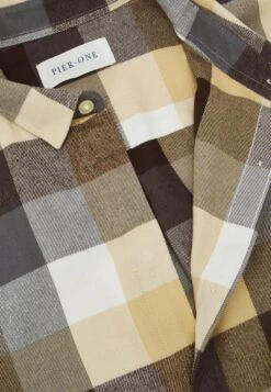 Pier One Koszula - Beige 23 Pier One Koszula - Beige -Sklep Z Odzieżą Męską 5ca60de41a6d4406a18f26f24cd138b3