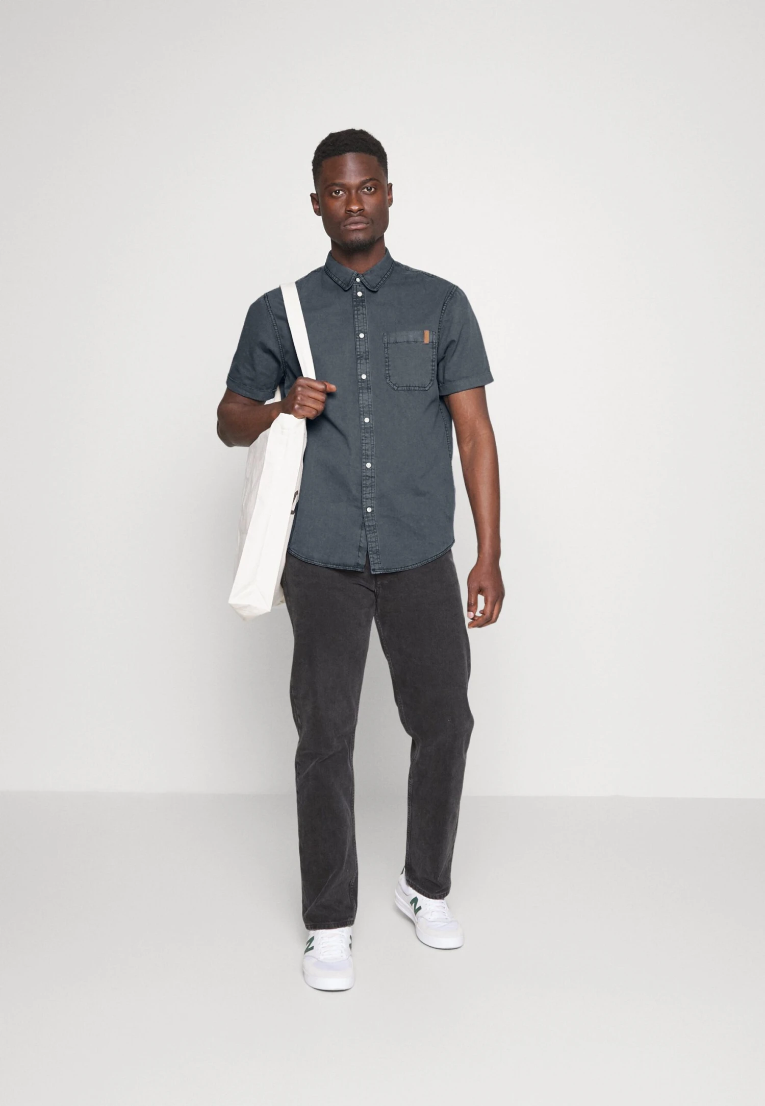 Pier One Koszula - Blue-grey 4 Pier One Koszula - Blue-grey - obrazek 2