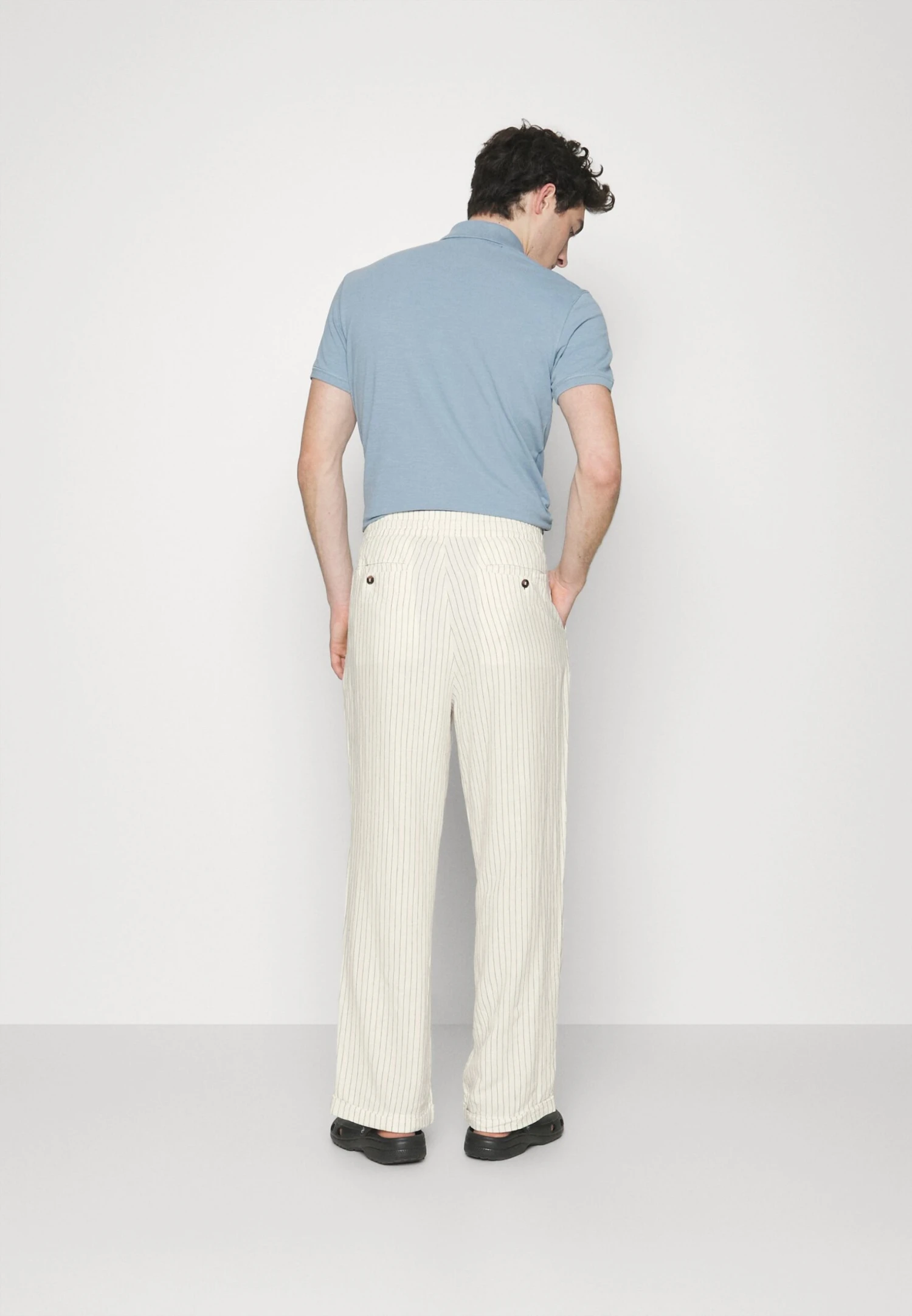Pier One DRAWCORD TROUSERS - Spodnie Materiałowe - Off-white 5 Pier One DRAWCORD TROUSERS - Spodnie Materiałowe - Off-white - obrazek 3