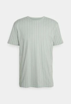 Pier One T-shirt Z Nadrukiem - Light Green -Sklep Z Odzieżą Męską 6679eee203024072b36f91ec1fbaecab