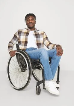 Pier One Jeansy Straight Leg - Blue Denim 15 Pier One Jeansy Straight Leg - Blue Denim -Sklep Z Odzieżą Męską 687ddc46ce7b45b38dbb2a8f3548cf47