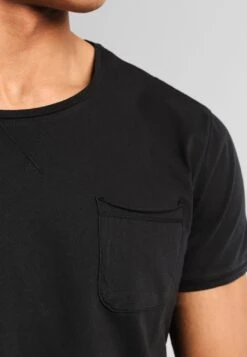 Pier One GARMENT TEE - T-shirt Basic - Black -Sklep Z Odzieżą Męską 6a108a6cdc0a40208a060ee0ef6ba83f