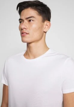 Pier One 5 PACK - T-shirt Basic - Olive/ White/ Navy /yellow /black -Sklep Z Odzieżą Męską 77c2d2519090484184f315586af02578