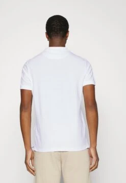 Pier One 3 PACK - Koszulka Polo - Bordeaux/white/dark Blue 11 Pier One 3 PACK - Koszulka Polo - Bordeaux/white/dark Blue -Sklep Z Odzieżą Męską 77f7f7de6e104257a29c3bd24e3d9426