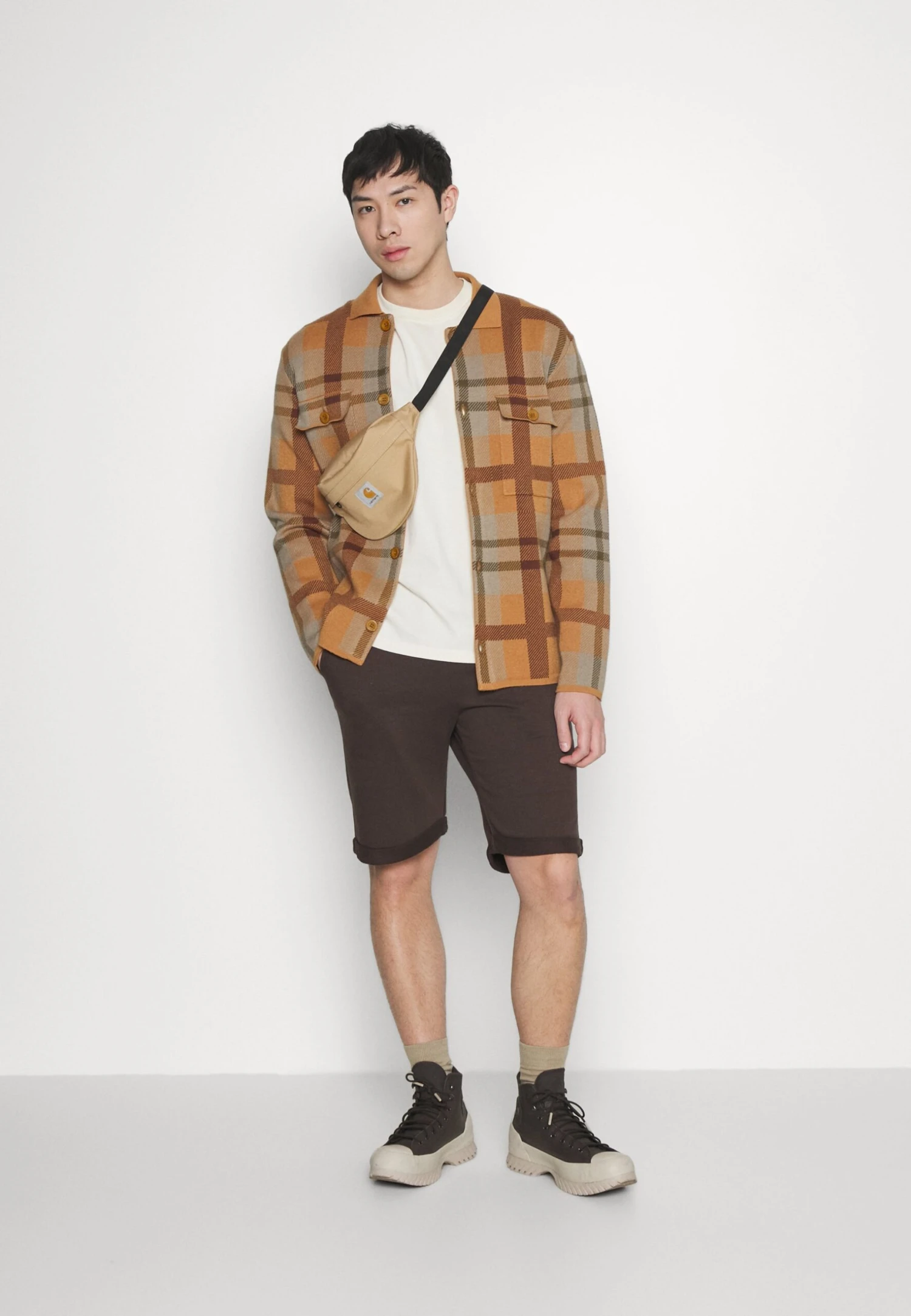 Pier One Spodnie Treningowe - Dark Brown 4 Pier One Spodnie Treningowe - Dark Brown - obrazek 2