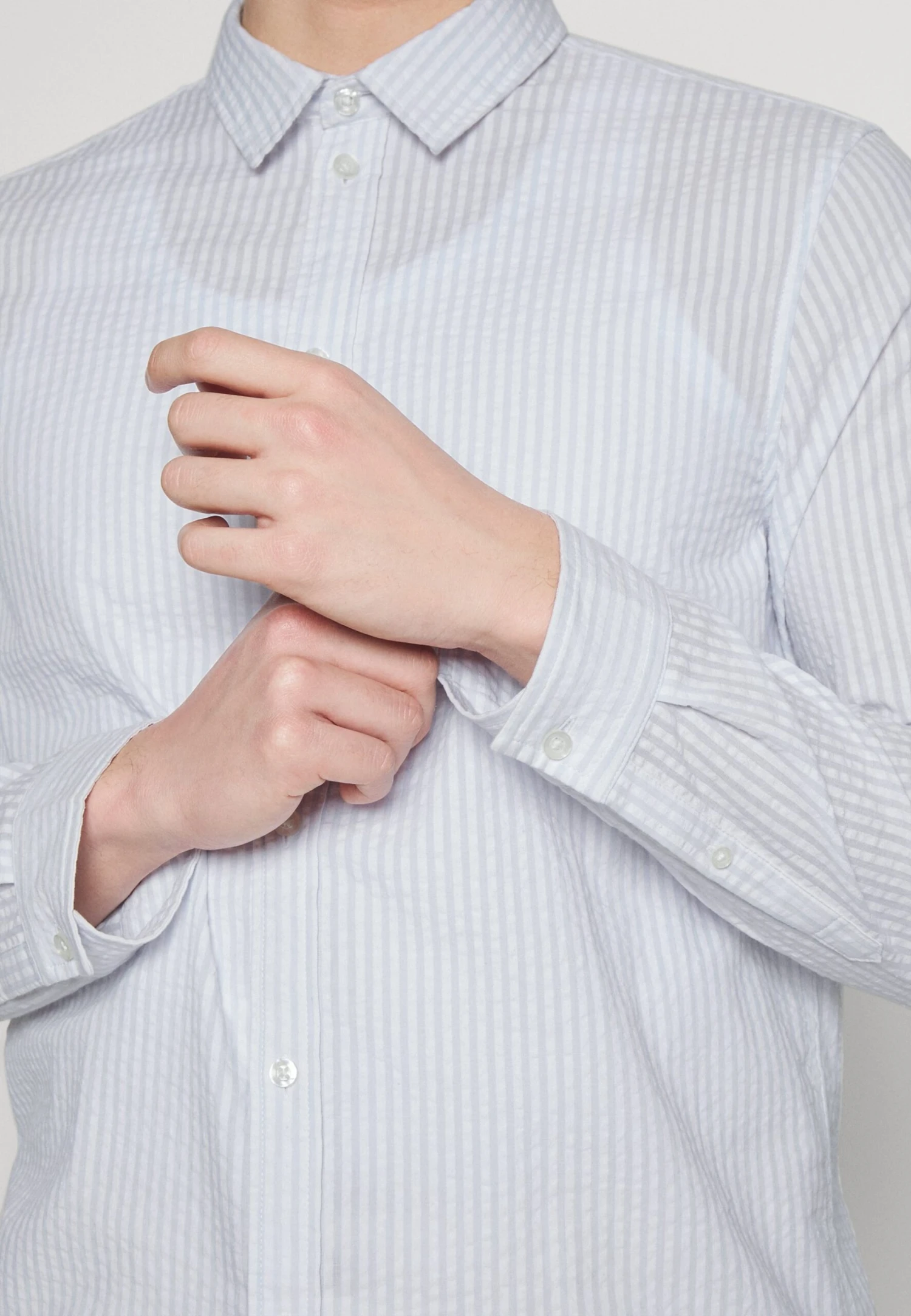 Pier One Koszula - White/light Blue 7 Pier One Koszula - White/light Blue - obrazek 5