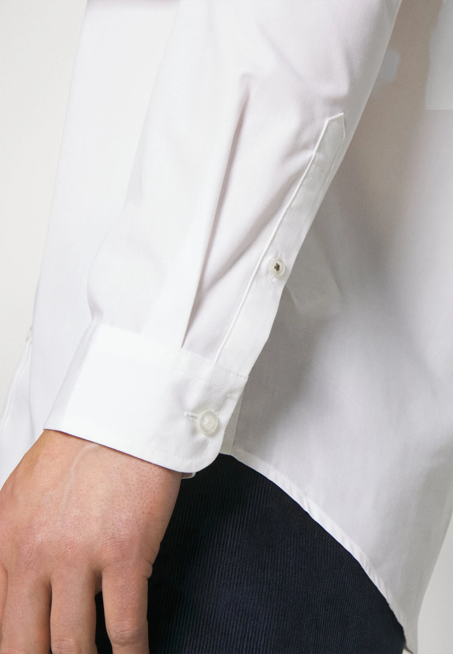 Pier One 2 PACK - Koszula - White/olive 10 Pier One 2 PACK - Koszula - White/olive - obrazek 8