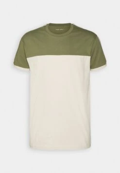 Pier One T-shirt Z Nadrukiem - Khaki/off-white -Sklep Z Odzieżą Męską 829422407edf48bca90300a029920a9e