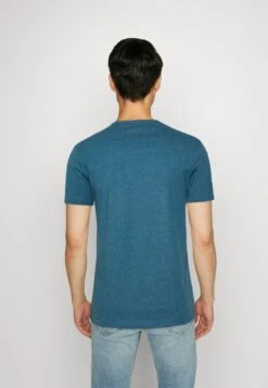 Pier One 5 PACK - T-shirt Basic - Mottled Blue/light Green/off-white -Sklep Z Odzieżą Męską 92b3aeb6acd54c0096689803c138ac14