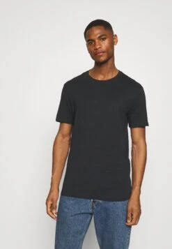 Pier One 5 PACK - T-shirt Basic - Black/white/light Grey -Sklep Z Odzieżą Męską 97c18e35b5f94069b6c162222882cabe