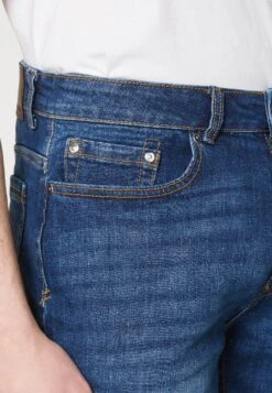 Pier One Szorty Jeansowe - Blue 11 Pier One Szorty Jeansowe - Blue -Sklep Z Odzieżą Męską 991375c9658b4f4d9ee48eda9fe8ed94