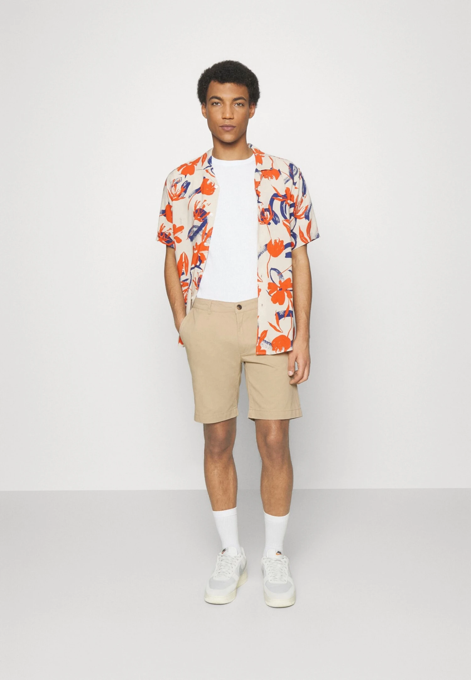 Pier One 2 PACK - Szorty - Tan/black 3 Pier One 2 PACK - Szorty - Tan/black