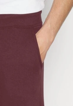 Pier One Spodnie Treningowe - Mottled Bordeaux -Sklep Z Odzieżą Męską 9d8dfa8734284f2680e8529e70e536f6