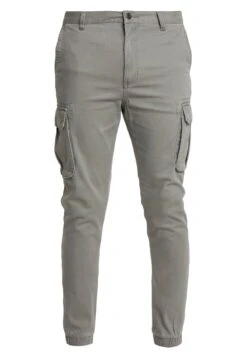 Pier One CUFFED SKINNY TROUSER - Bojówki - Grey 12 Pier One CUFFED SKINNY TROUSER - Bojówki - Grey -Sklep Z Odzieżą Męską a09b1a92eb324dc1b90d5202c92319c0