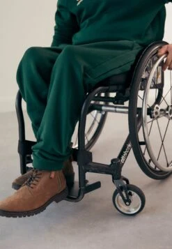 Pier One Spodnie Treningowe - Dark Green