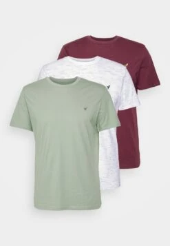 Pier One 3 PACK - T-shirt Basic - Off-white/bordeaux/mint 19 Pier One 3 PACK - T-shirt Basic - Off-white/bordeaux/mint -Sklep Z Odzieżą Męską b6a2beaa631246f0b875fe4e6f9dccdb