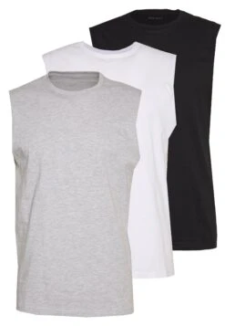 Pier One 3 PACK - T-shirt Basic - Grey/white/black 16 Pier One 3 PACK - T-shirt Basic - Grey/white/black -Sklep Z Odzieżą Męską b7095e703ec24c8694069d82098fed74