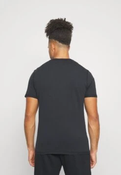 Pier One T-shirt Z Nadrukiem - Black -Sklep Z Odzieżą Męską b787a521d38b46898b2326e8e067807e