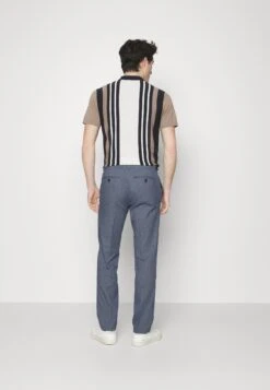 Pier One Spodnie Materiałowe - Blue 8 Pier One Spodnie Materiałowe - Blue -Sklep Z Odzieżą Męską b7b3dcfa362841f8b78bff6c74123f66