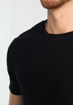 Pier One T-shirt Basic - Black 11 Pier One T-shirt Basic - Black -Sklep Z Odzieżą Męską b858237388074d47a14aa3d401fb59b5