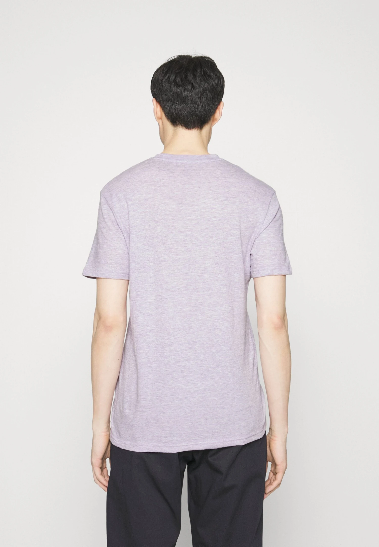 Pier One T-shirt Basic - Grey 5 Pier One T-shirt Basic - Grey - obrazek 3